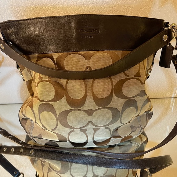 Coach Handbag - Picture 5 of 7